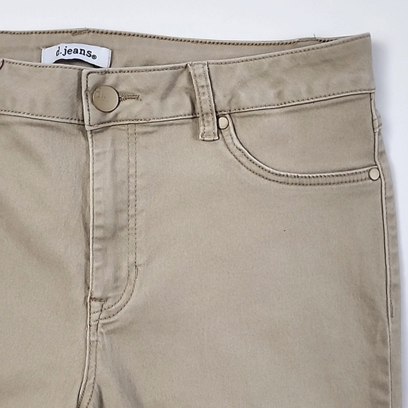 ⭐️3/ $30⭐️ D. jeans Women's Tan Casual Pants Tapered Stretch Size 14W - Picture 3 of 16